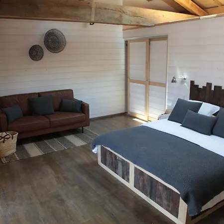 Clos Des Charmes לינה וארוחת בוקר *