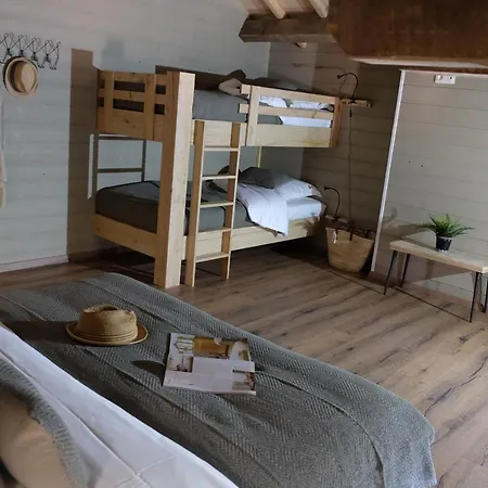 לינה וארוחת בוקר Clos Des Charmes *